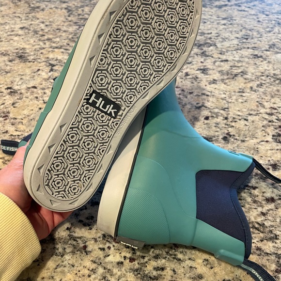 HUK ROGUE WAVE DECK BOOTS FOR WOMEN SIZE 10 - Picture 5 of 7